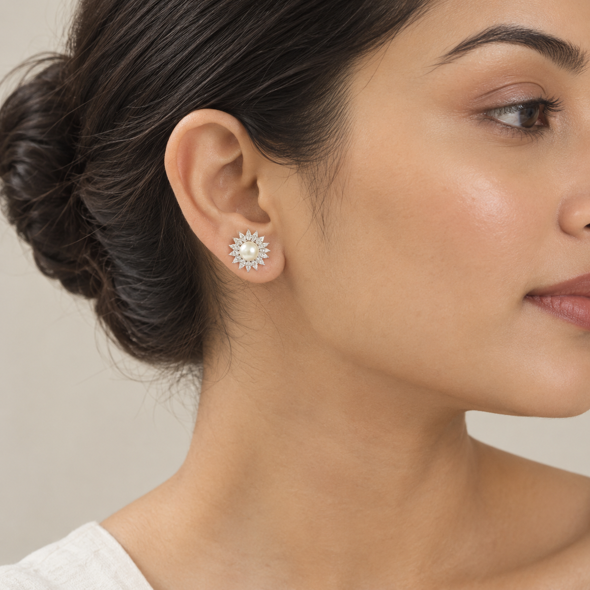 Glorious Sunflower 925 Silver Freshwater Pearl Stud Earrings