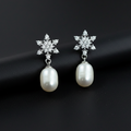 Snowflake Pearl Drop – Smooth Black Surface